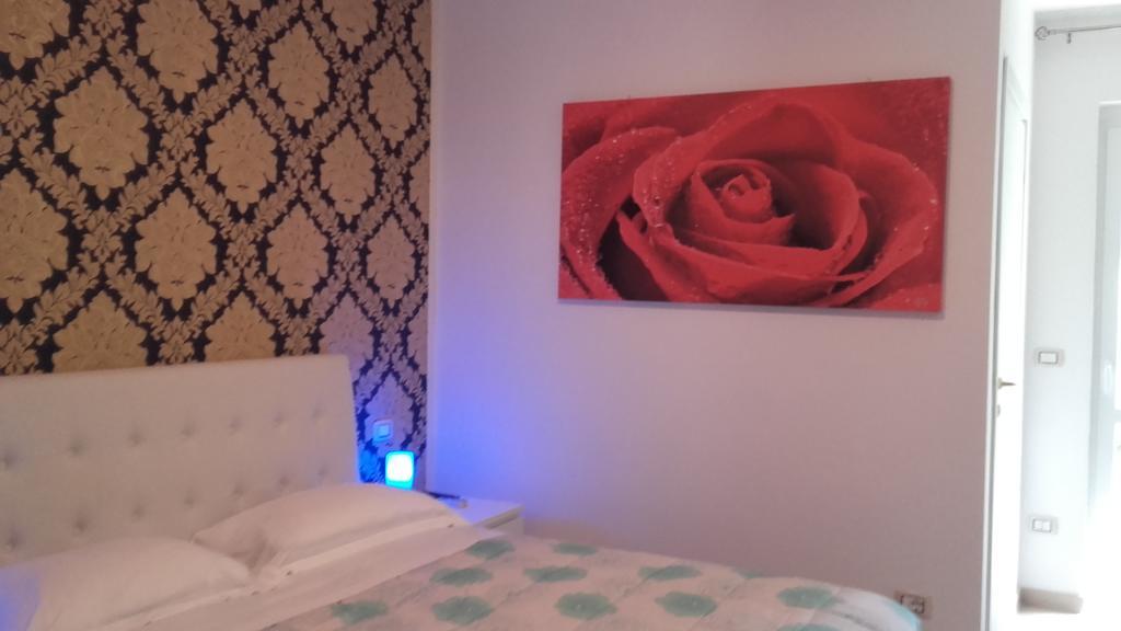 Le Tre Rose Bed & Breakfast カザマッシマ エクステリア 写真