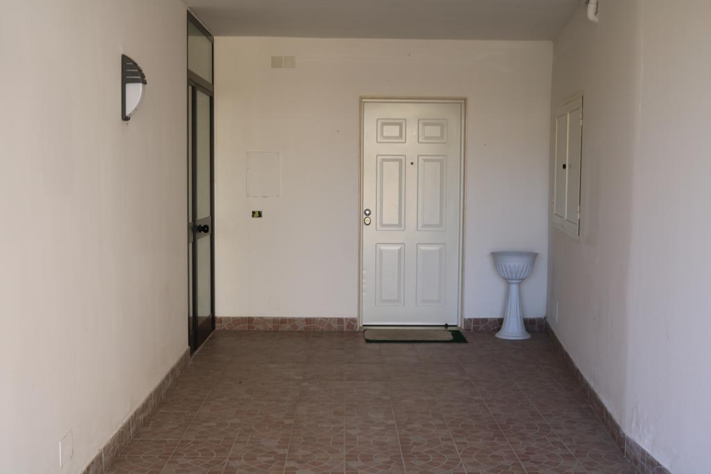 Le Tre Rose Bed & Breakfast カザマッシマ エクステリア 写真