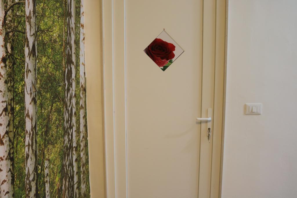 Le Tre Rose Bed & Breakfast カザマッシマ エクステリア 写真